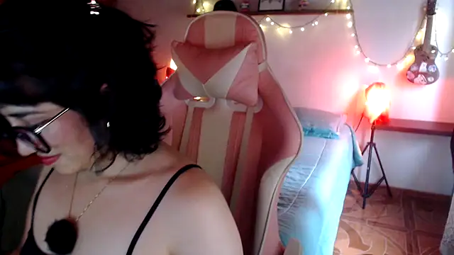 Snapshot of venus_666 chatting on June 2026 09:20:01 PM venus 666 online show from June 2026 09:20:01 PM