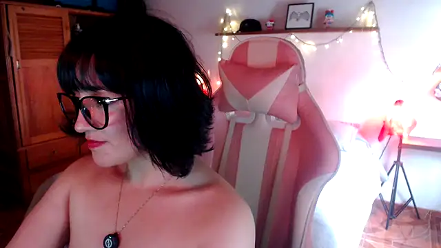 Snapshot of venus_666 chatting on July 2026 09:28:02 PM venus 666 online show from July 2026 09:28:02 PM