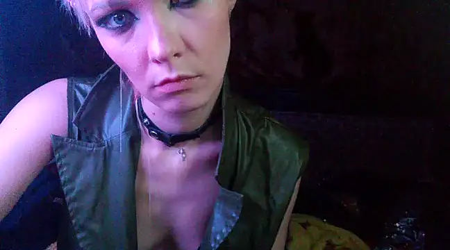 Snapshot of WildMissNiks chatting on February 2025 04:16:01 PM WildMissNiks online show from February 2025 04:16:01 PM