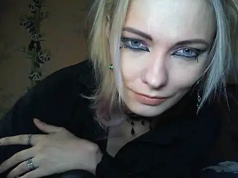 WildMissNiks online show from June 2026 06:46:01 AM