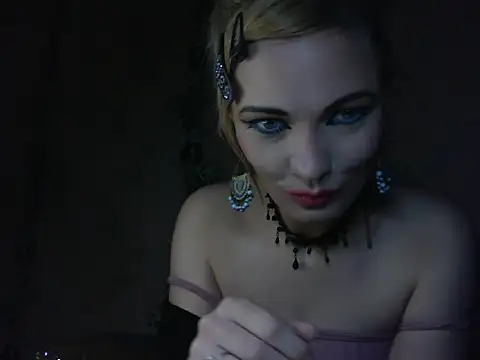 Snapshot of WildMissNiks chatting on June 2026 07:47:02 AM WildMissNiks online show from June 2026 07:47:02 AM