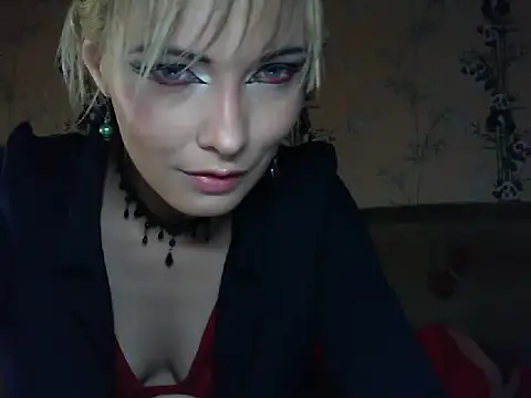Snapshot of WildMissNiks chatting on June 2026 06:40:01 AM WildMissNiks online show from June 2026 06:40:01 AM