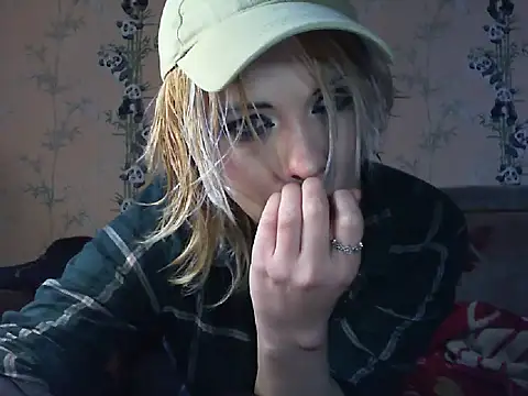 WildMissNiks online show from May 2026 07:12:02 AM