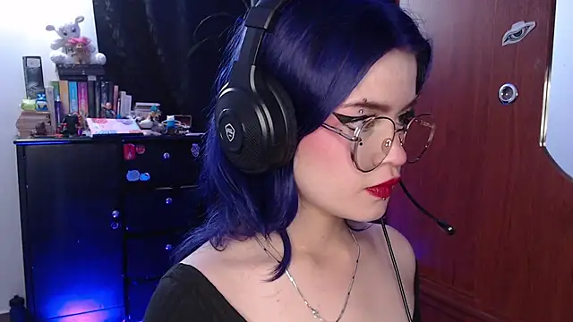 Snapshot of Raventh_ chatting on November 2025 12:31:02 PM Raventh online show from November 2025 12:31:02 PM