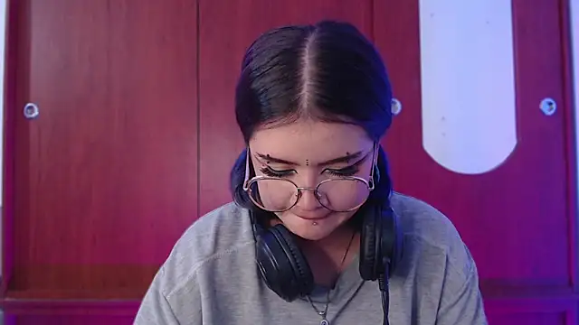 Raventh  online show from April 2026 02:13:02 AM