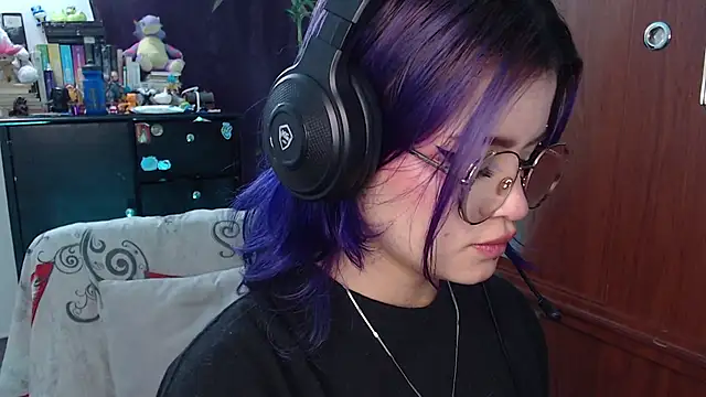 Snapshot of Raventh_ chatting on October 2025 11:55:01 AM Raventh online show from October 2025 11:55:01 AM