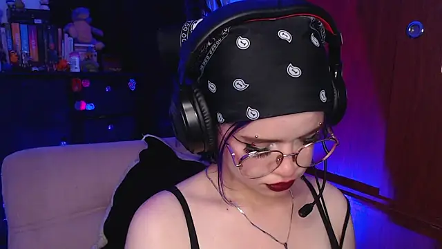 Raventh  online show from October 2025 12:44:01 AM