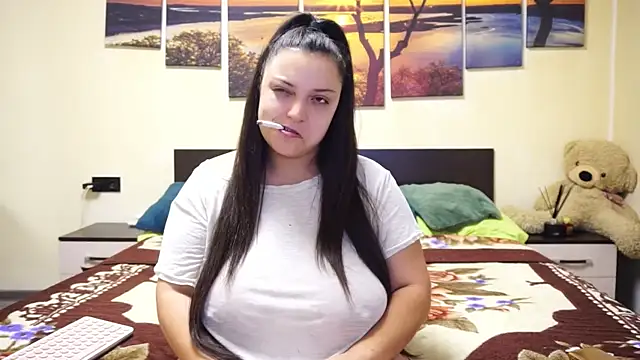 adelline online show from December 2025 09:47:01 PM