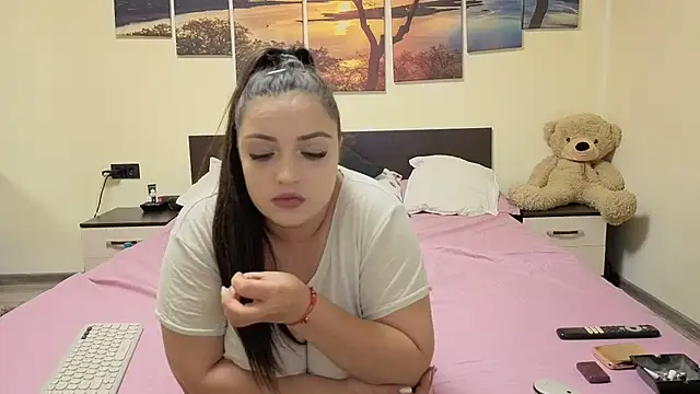 adelline online show from March 2026 09:53:01 PM