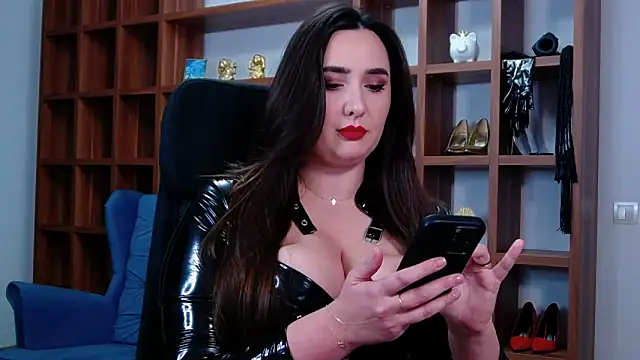 Mistress Audrey online show from November 2025 07:29:02 PM