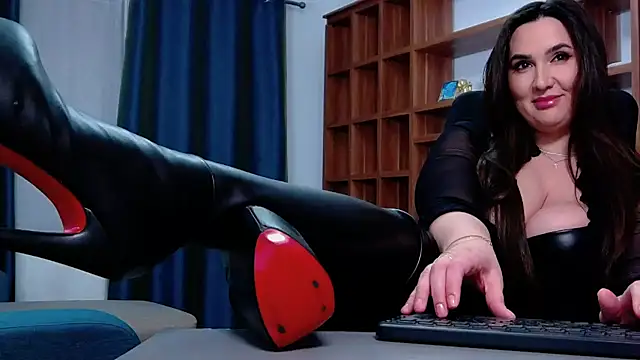 Mistress Audrey online show from January 2026 07:31:02 PM