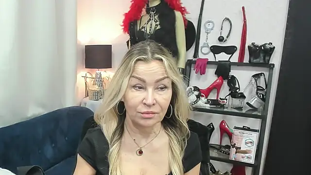 crystaLUX online show from March 2026 04:25:01 AM