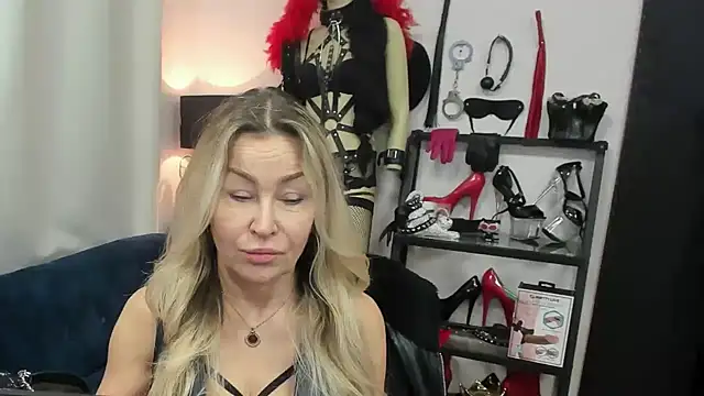 crystaLUX online show from March 2026 05:11:01 AM