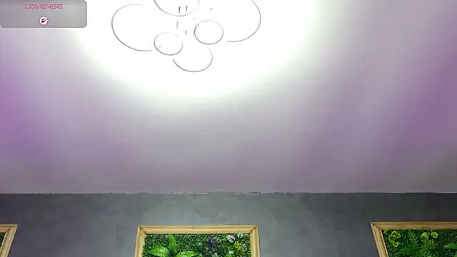 Snapshot of Raven_Luna chatting on May 2026 04:19:02 AM Raven Luna online show from May 2026 04:19:02 AM