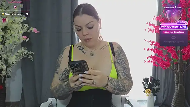 Raven Luna online show from February 2025 10:34:01 AM