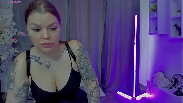 Raven Luna online show from February 2025 07:50:02 AM