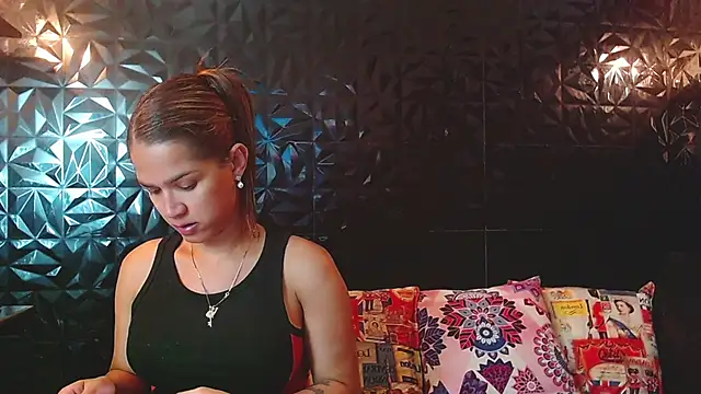 PINK  LOLA1 online show from March 2026 05:15:01 PM