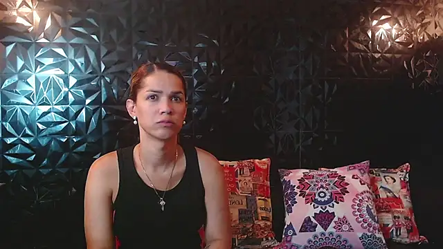 PINK  LOLA1 online show from April 2026 08:25:02 PM