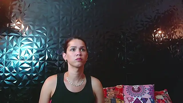 PINK  LOLA1 online show from September 2025 11:22:01 PM
