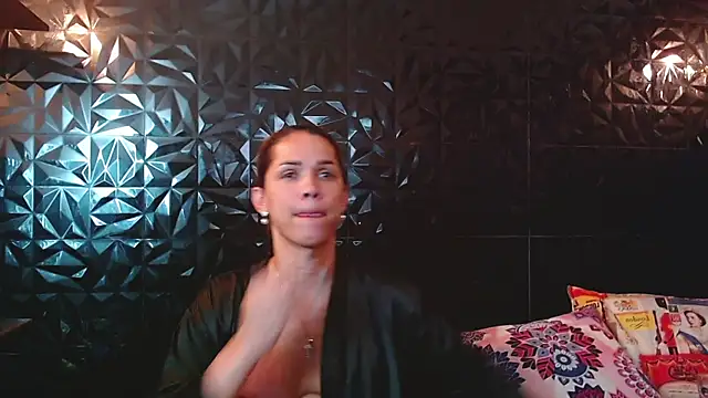 PINK  LOLA1 online show from April 2026 03:07:01 PM