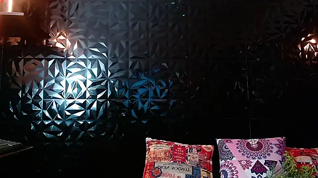 PINK  LOLA1 online show from September 2025 11:47:01 PM