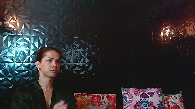 PINK  LOLA1 online show from October 2025 09:03:01 PM