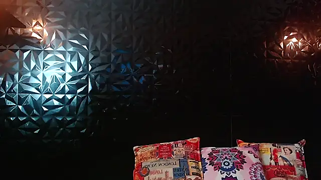 PINK  LOLA1 online show from November 2025 11:52:01 PM