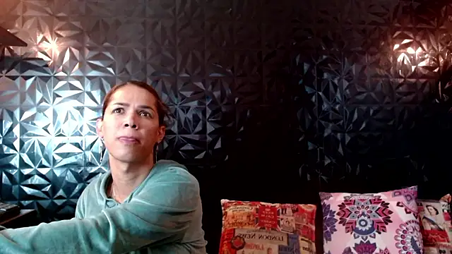 PINK  LOLA1 online show from March 2026 10:09:01 PM