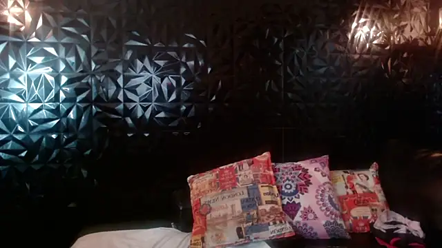 PINK  LOLA1 online show from April 2026 11:39:02 PM