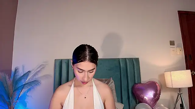 Christy Sea online show from November 2025 06:44:01 PM