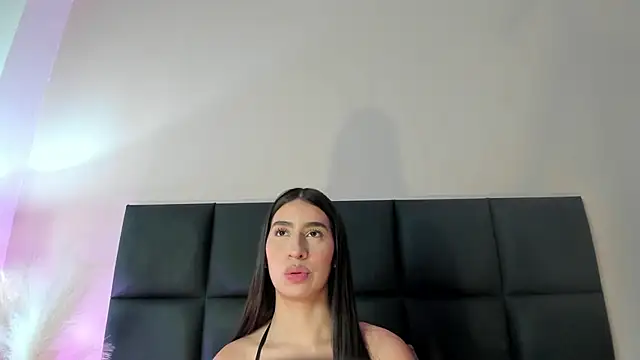 Christy Sea online show from November 2025 06:30:01 PM