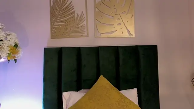 Christy Sea online show from December 2025 06:19:01 PM