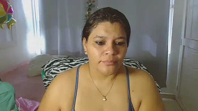 Selenna01 online show from September 2025 01:06:01 PM