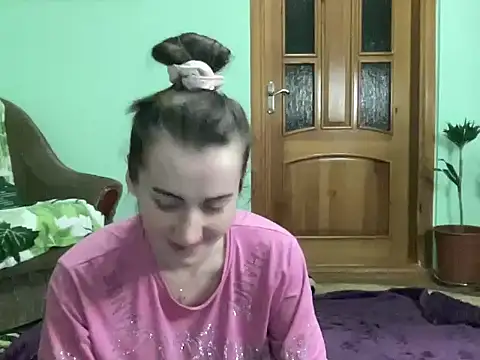 Snapshot of AngelTough20 chatting on November 2025 12:17:01 AM AngelTough20 online show from November 2025 12:17:01 AM