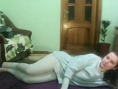 Snapshot of AngelTough20 chatting on March 2025 09:21:01 PM AngelTough20 online show from March 2025 09:21:01 PM