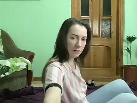 Snapshot of AngelTough20 chatting on November 2025 11:30:02 PM AngelTough20 online show from November 2025 11:30:02 PM