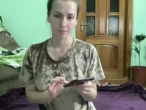 Snapshot of AngelTough20 chatting on October 2025 09:59:01 PM AngelTough20 online show from October 2025 09:59:01 PM