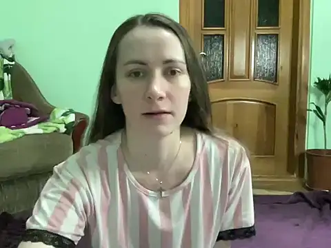 Snapshot of AngelTough20 chatting on October 2025 10:44:01 PM AngelTough20 online show from October 2025 10:44:01 PM