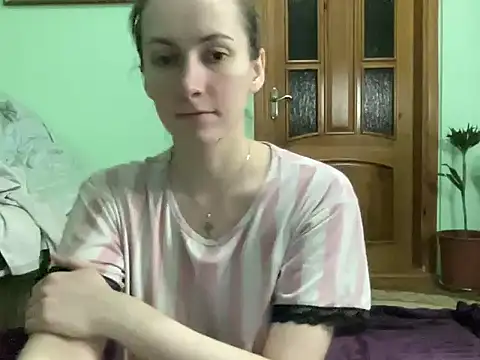 Snapshot of AngelTough20 chatting on December 2025 12:20:02 AM AngelTough20 online show from December 2025 12:20:02 AM