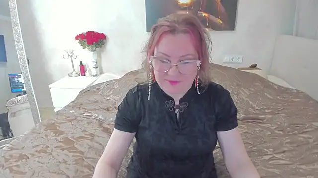 katysako online show from April 2026 12:02:02 AM