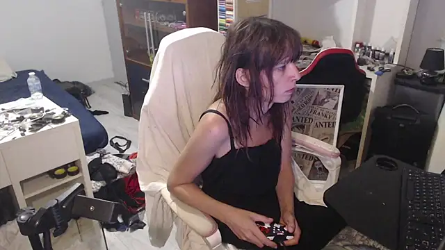 Snapshot of missthon0 chatting on April 2026 10:24:02 AM missthon0 online show from April 2026 10:24:02 AM