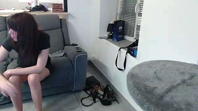 Snapshot of missthon0 chatting on November 2025 03:45:01 PM missthon0 online show from November 2025 03:45:01 PM