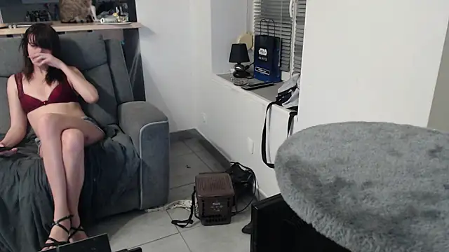 Snapshot of missthon0 chatting on November 2025 02:28:01 PM missthon0 online show from November 2025 02:28:01 PM