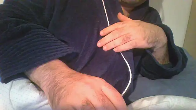 gerilom8787 online show from February 2026 12:51:02 AM