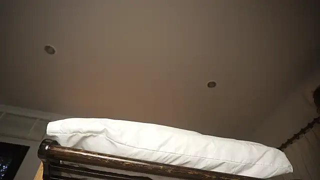 Amylittlestar online show from June 2026 11:15:01 PM