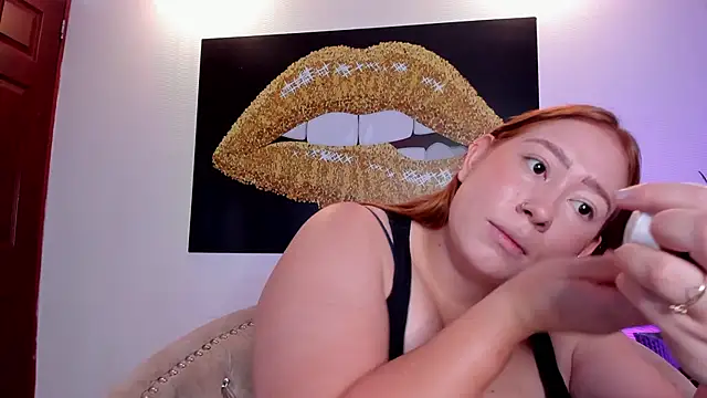 Snapshot of hannamartinn chatting on October 2025 04:59:02 PM hannamartinn online show from October 2025 04:59:02 PM