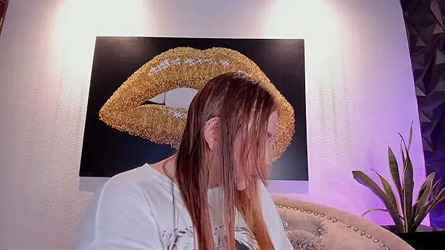 Snapshot of hannamartinn chatting on October 2025 03:46:02 PM hannamartinn online show from October 2025 03:46:02 PM