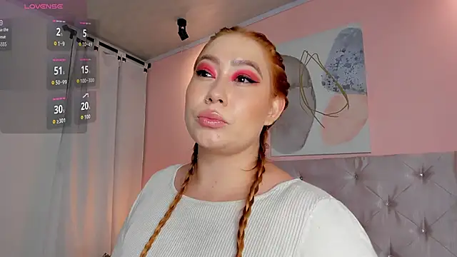 Snapshot of hannamartinn chatting on April 2026 03:05:01 PM hannamartinn online show from April 2026 03:05:01 PM