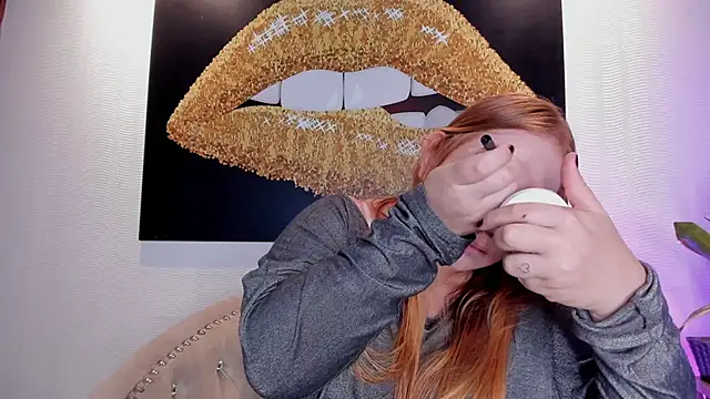 Snapshot of hannamartinn chatting on October 2025 03:44:01 PM hannamartinn online show from October 2025 03:44:01 PM