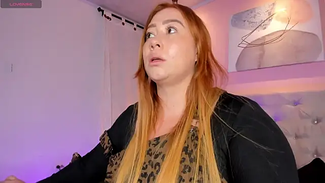 Snapshot of hannamartinn chatting on January 2026 01:45:02 AM hannamartinn online show from January 2026 01:45:02 AM